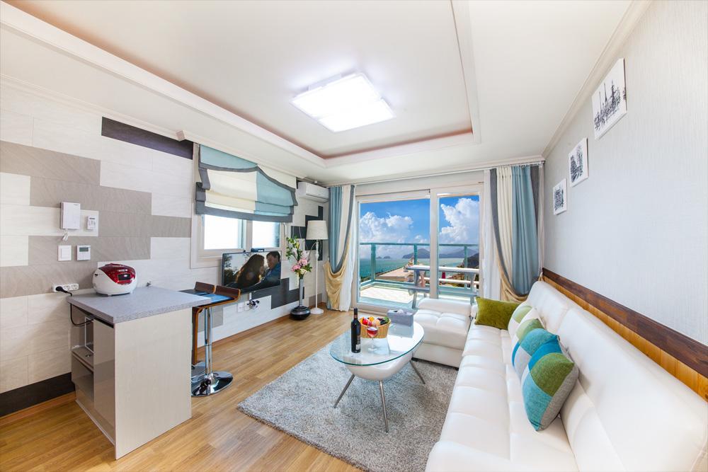 Geoje Haebaram Pension מראה חיצוני תמונה