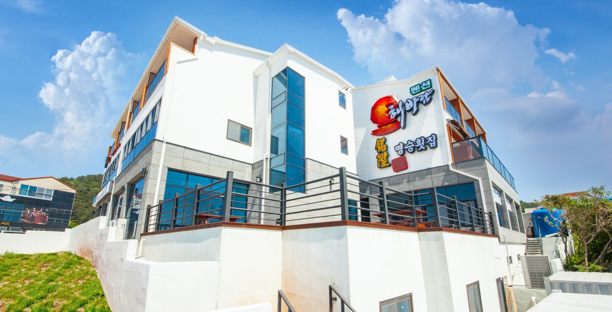 Geoje Haebaram Pension מראה חיצוני תמונה
